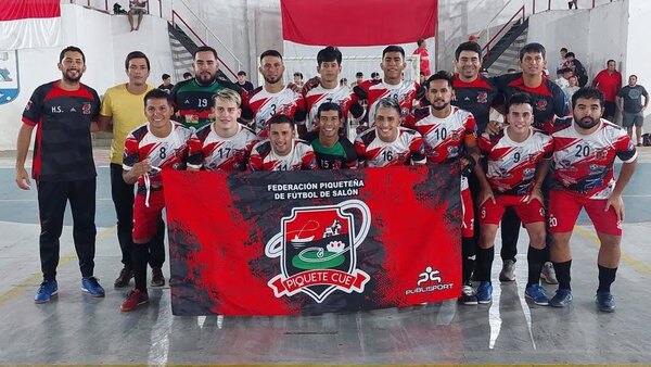 Versus / Piquete Cué es finalista del Nacional de fútbol de salón