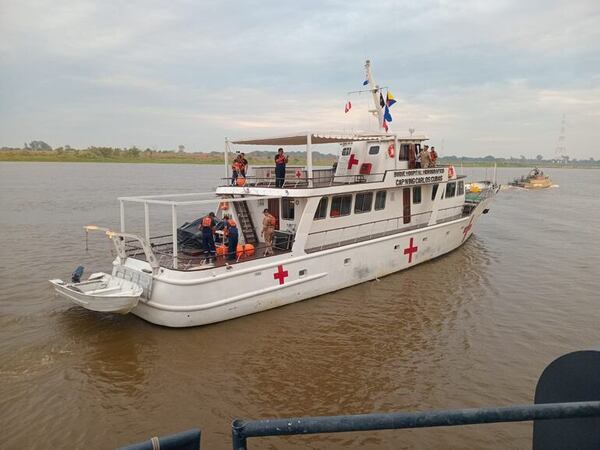 Video: buque hospital de la Armada zarpa con destino a Alberdi, en su primer viaje - Nacionales - ABC Color