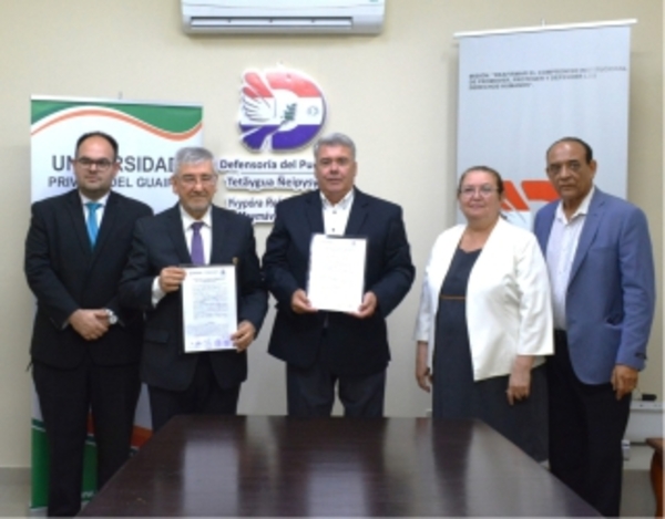 Firma de convenio con la Universidad Privada del Guairá para impulsar proyectos.