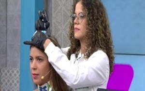 Mara Benítez brindó demostraciones sobre terapia capilar y alopecia - SNT