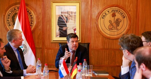 El Gobierno promete una planta de hidrocarburos en Villeta y apunta a convertir a Paraguay en un hub energético