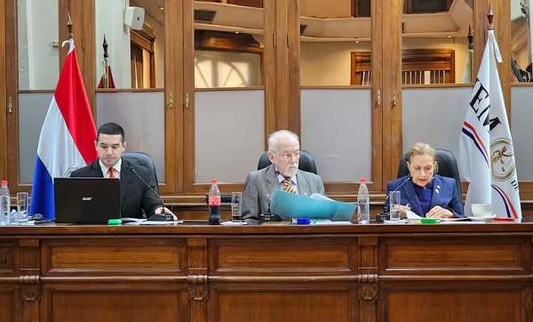 JEM enjuicia a dos jueces vinculados a “Mafia de los pagarés”