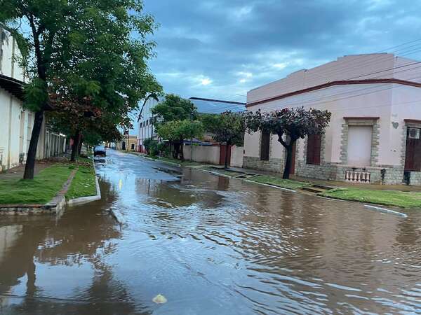 Anuncian tormentas eléctricas en casi todo el país para esta tarde - Clima - ABC Color
