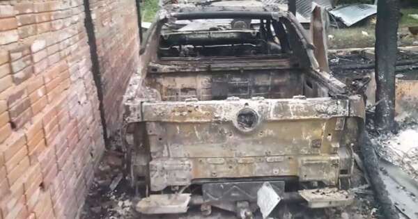 Diario HOY | Fuego arrasó con vivienda en Concepción tras posible cortocircuito