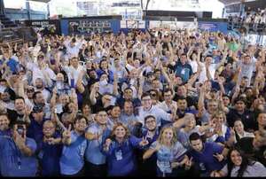 Jóvenes del PLRA exigen juicio político a Peña y ministros de la Corte Suprema - Política - ABC Color