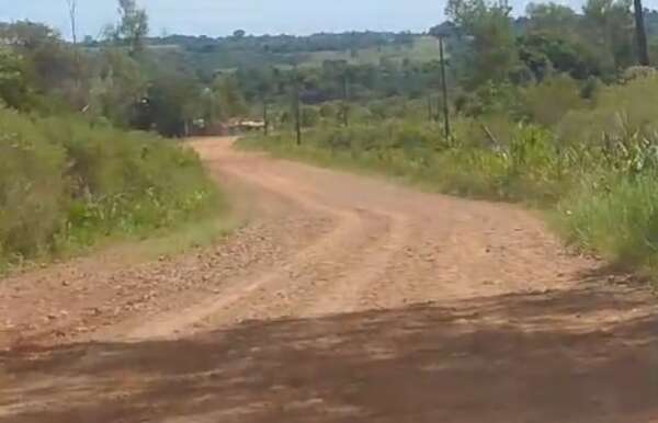 Rally contrarreloj: no hay avances en obras que debe hacer MOPC en Itapúa - Política - ABC Color