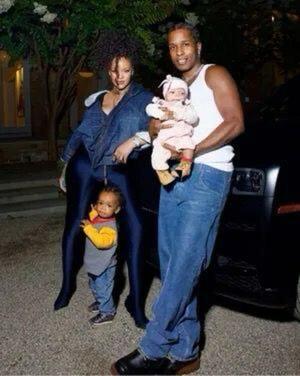 Rihanna defiende los nombres de sus hijos ante críticas