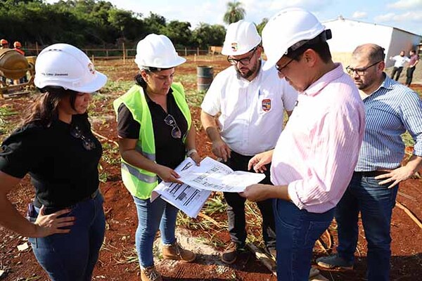 Gobernación construye un hogar para adultos mayores de Hernandarias | DIARIO PRIMERA PLANA