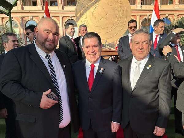Jatar “Oso” Fernández operó con Lalo Gomes transfuguismo al cartismo - Política - ABC Color