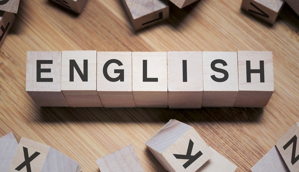 Extienden plazo de postulación a becas de inglés para servidores públicos