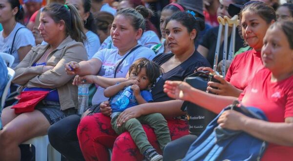 Programas sociales alcanzaron a 737.509 mujeres en el Paraguay