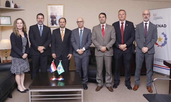 Senad y Policía Federal de Brasil fortalecen cooperación contra el crimen organizado - .::Agencia IP::.
