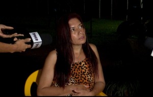 Delincuentes chocaron a una mujer para robarle la moto en Ypané - Unicanal