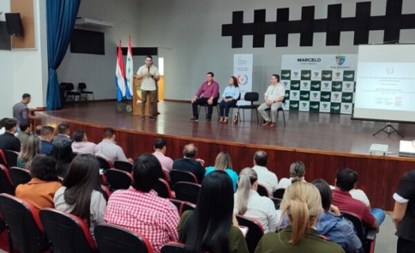 Hambre Cero: Se reúnen con pequeños productores y buscan incluirlos
