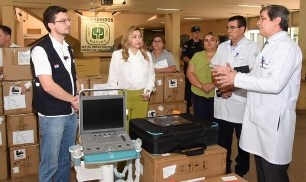 Hospital Nacional de Itauguá recibe 41 monitores y un ecógrafo portátil