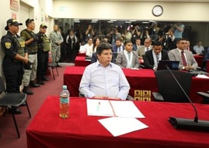 Perú: Castillo inicia huelga de hambre en rechazo a juicio - ADN Digital