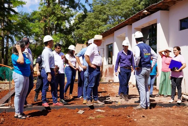 Gobernación de Itapúa ejecuta más de 65 obras en toda la región