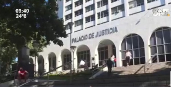 Médico a juicio por implantar DIU sin consentimiento - SNT