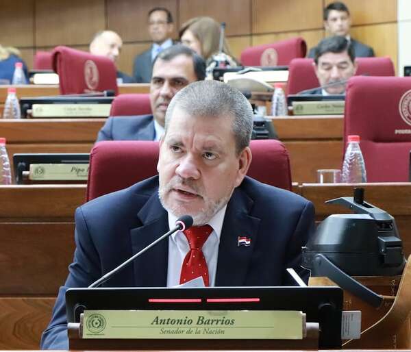 Por llamar “perros de Cartes” a Tony Barrios y a Raúl Latorre, cartistas quieren sancionar a Celeste - Política - ABC Color