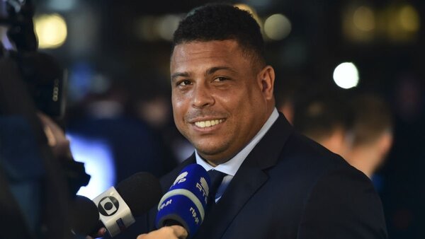 Versus / Ronaldo desiste de su intención de presidir el fútbol brasileño y dispara contra algunos clubes