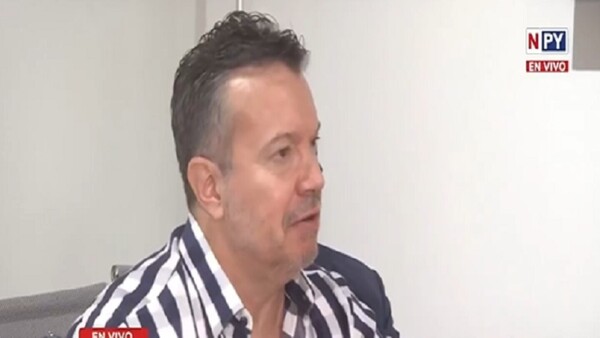 Arregui trata a FGE de capataz de Horacio Cartes