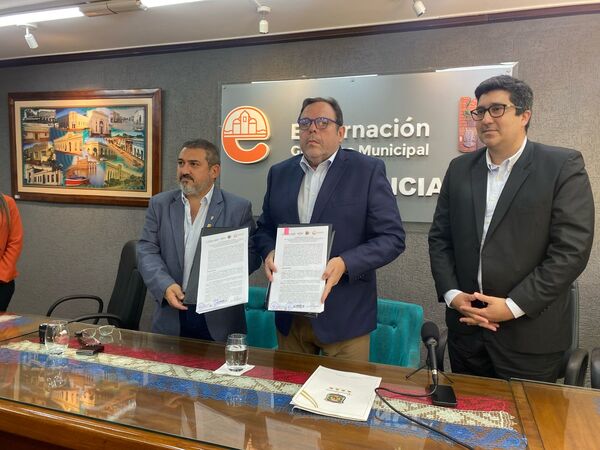 Día histórico: Firman transferencia del Aeropuerto Internacional de Encarnación a la DINAC
