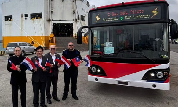 Paraguay avanza hacia un transporte más sostenible con la llegada de buses eléctricos desde Taiwán - OviedoPress