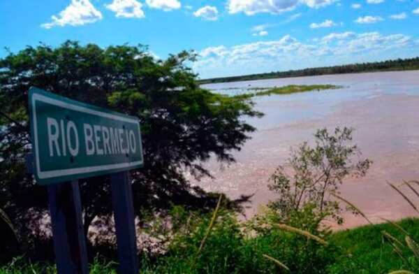 Emergencia en Paso Bermejo. 380 barcazas retenidas en el lugar. Un gremio ofrece refuerzo de dragado