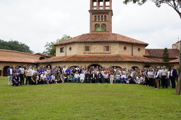 Encuentro de la Comunidad Universitaria UC 2025 - Portal Digital Cáritas Universidad Católica