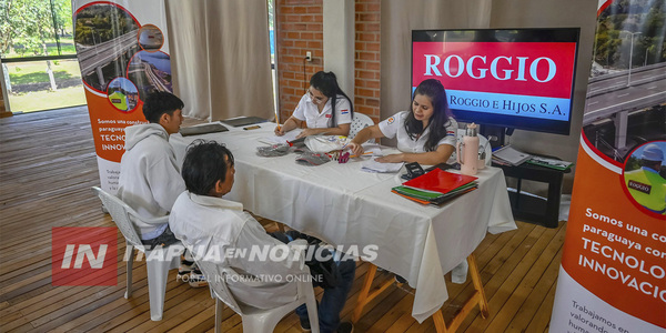 GRAN CONVOCATORIA EN LA FERIA DE EMPLEO PARA LA CONSTRUCCIÓN DE LA RUTA DE LOS INMIGRANTES