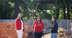 Verifican avance del Centro Regional de Mujeres del Alto Paraná - ADN Digital