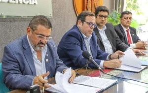 Dinac y municipalidad de Encarnación formalizan gestiones para cesión de aeropuerto