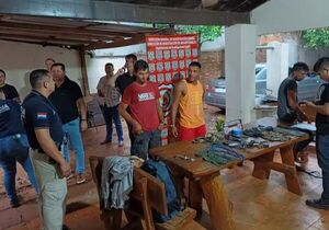 Polis detienen a tras ladrones que estaban esperando la hora para cometer un atraco
