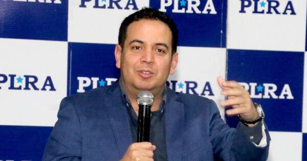 La Nación / “El PLRA no está bien, está destrozado”