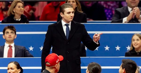El 40% de los republicanos consideraría cambiar la Constitución para permitir que Barron Trump sea presidente