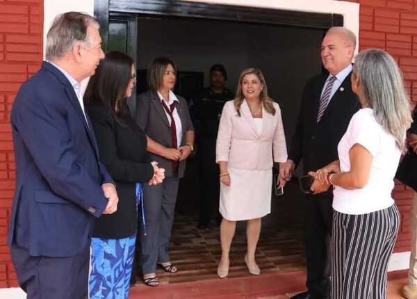 Fiscal general contrató como asesor a un exjuez destituido y condenado en juicio