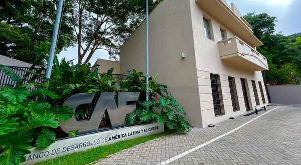 CAF y OEI se comprometen a revitalizar el emblemático barrio Loma San Jerónimo