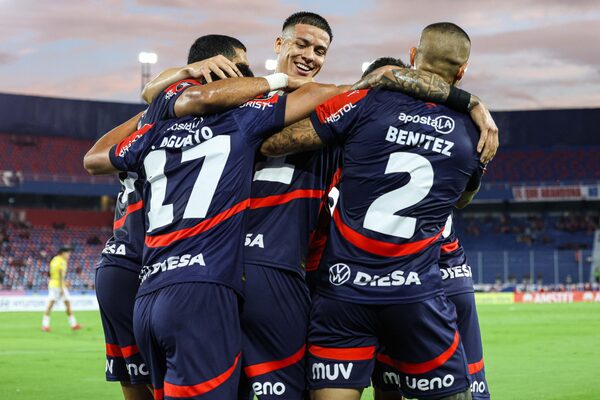 Cerro vence a Melgar y clasifica a la fase de grupos de la Libertadores - Unicanal