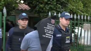 ¡De terror! Profesor de primaria detenido por pornografía infantil