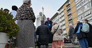La Nación / Salud del papa mejora en su hospitalización más larga