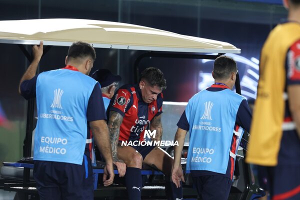 Versus / Iturbe "hizo un esfuerzo muy explosivo" y se volvió a lesionar