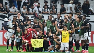Barcelona elimina a Corinthians y se clasifica a la fase de grupos