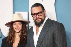Jason Momoa y Adria Arjona, enamorados en Londres - Gente - ABC Color