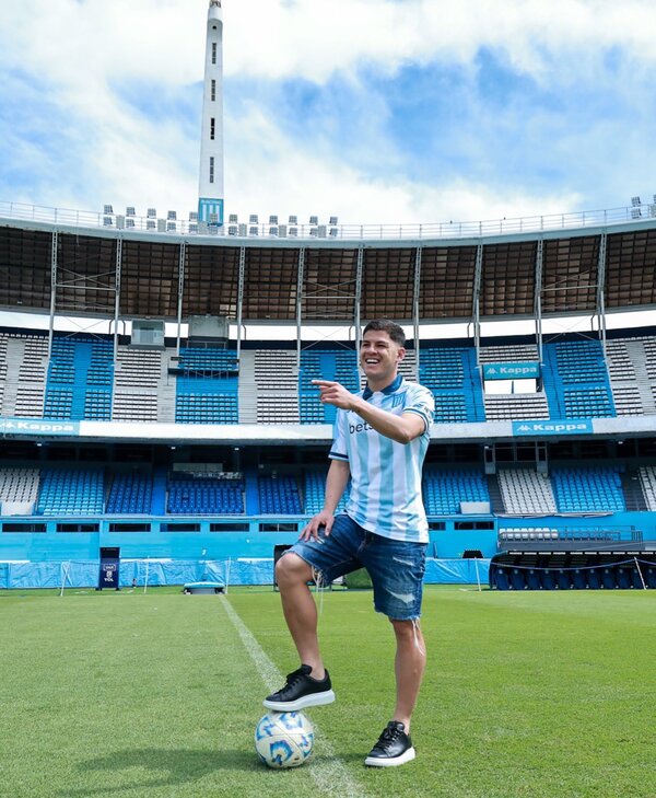 Richard Sánchez fue presentado como nuevo jugador de Racing Club - 1000 Noticias