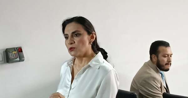 La Nación / Vicepresidenta ecuatoriana denuncia secuestro del abogado de su hijo