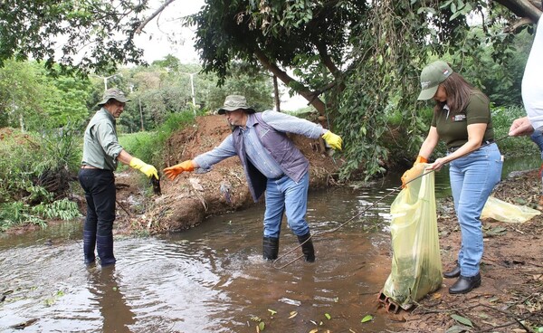 "Año del Suelo y el Agua": MAG preside minga ambiental para generar conciencia en cuidado del medio ambiente - .::Agencia IP::.