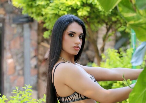 ¡Atendé como se describió esta cuerona en el sexo: “Divertida, juguetona y caliente”!
