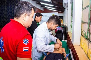 Fundación Tesãi realiza jornada de inspección médica en Escuela Espíritu Santo de Ciudad del Este | DIARIO PRIMERA PLANA