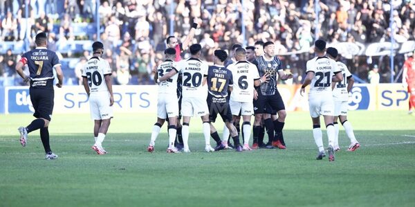 Versus / Juan Gabriel Benítez, el elegido para el clásico blanco y negro