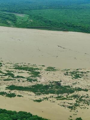 Inician asistencia a 400 familias por crecida del río Pilcomayo